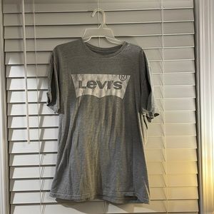 Levi’s Grey T-shirt